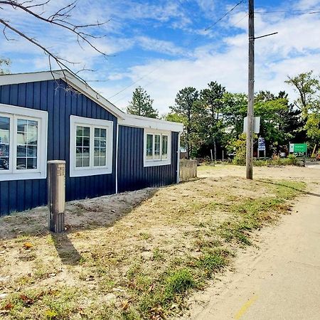 Main Beach River Retreat - Wasaga Beach 1 - Main Strip - 93 Mosley St Bagian luar foto